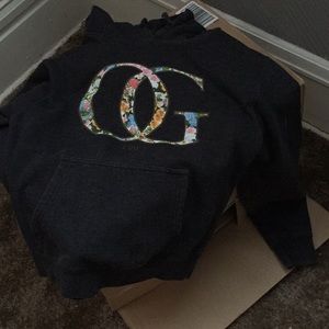 Obey women’s hoddie